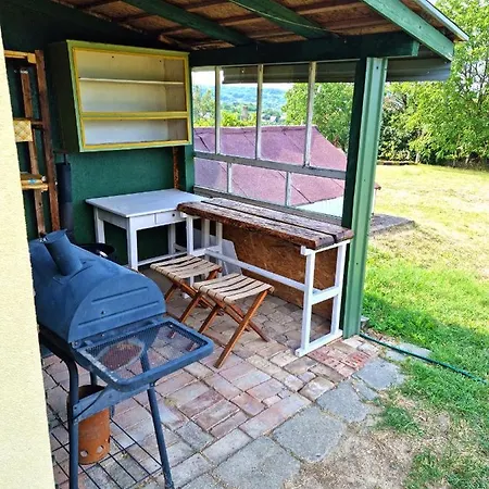 Panorama Bor Es Elmenylak Appartement Szekszárd
