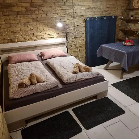 Appartement Panorama Bor Es Elmenylak *